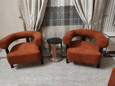 bedroom sofa chair with coffee table