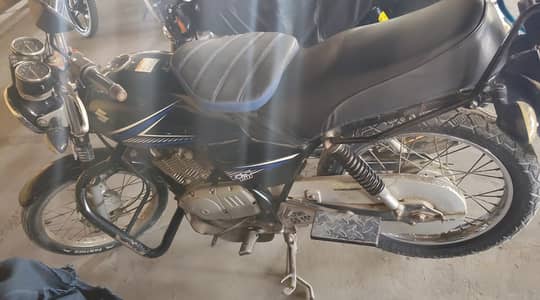 Suzuki GS 150 2018