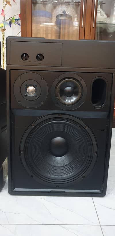 JBL control 10