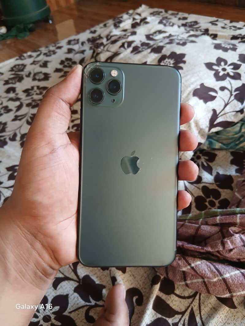 Apple iPhone 11 Pro Max 2