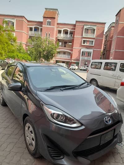 Toyota Aqua S 2017 Hybrid – Fresh Import | Islamabad Registered 2026
