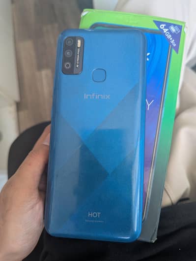 Infinix Hot 9 play with box