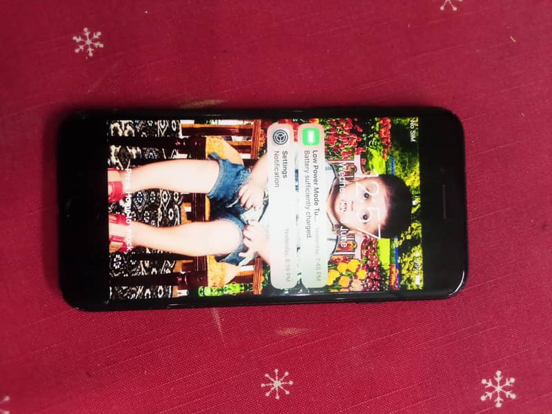 Apple iPhone 7 3