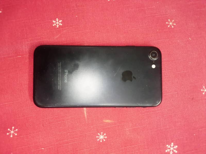 Apple iPhone 7 4