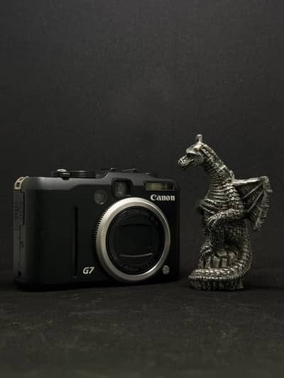 Canon PowerShot G7 Black | 5X Optical Zoom | Premium Digital Camera