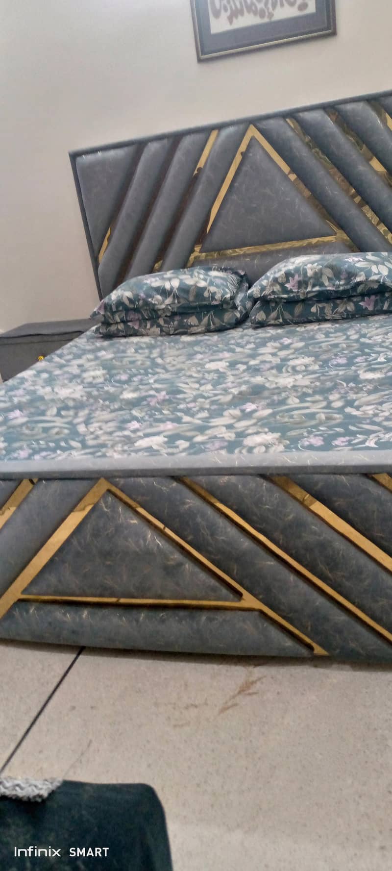 king size bed two side table dressing table 2