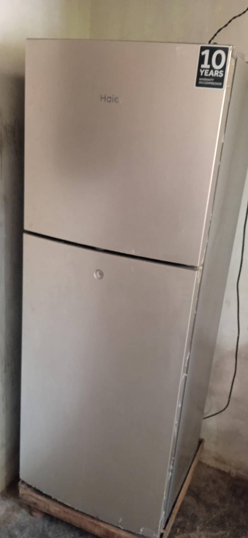 Refrigerator 0
