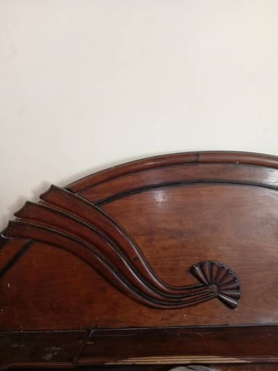 king bed used fully wooden