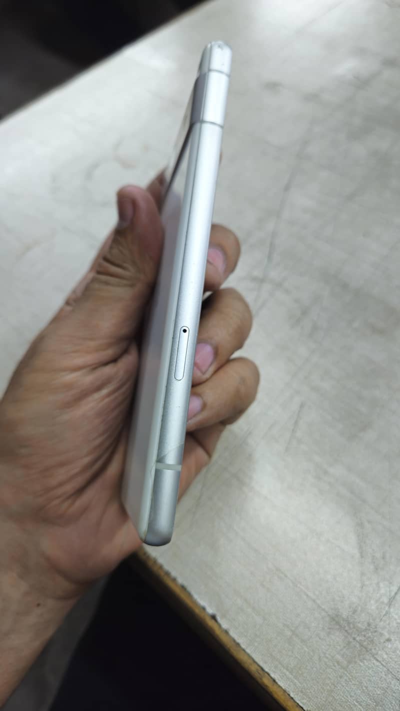 Google Pixel 7a 1