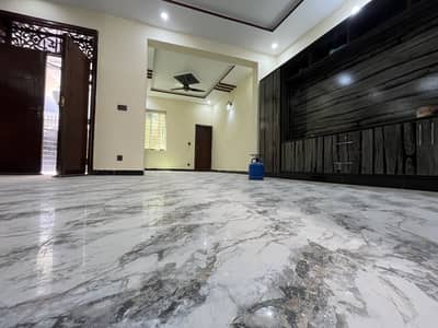 (25*50). 1.5 Storey House For Sale