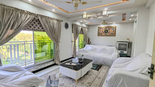 FOR SALE 1380 SQFT Fully Renovated 3 Bedrooms Flat G_7/1