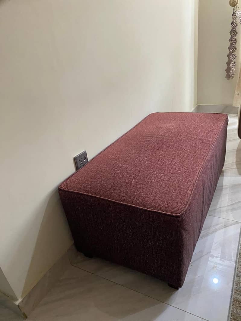 Sethi sofa 2