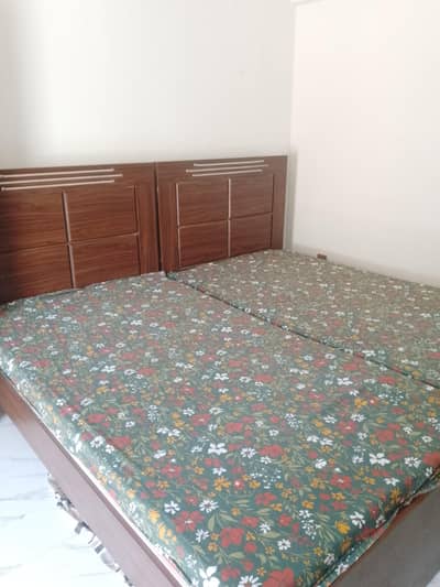 2 SINGLE BEDS