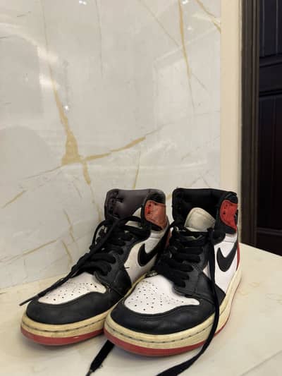 Best thrift shoe pair and rare pair for sale - all for 15k |size 39-40