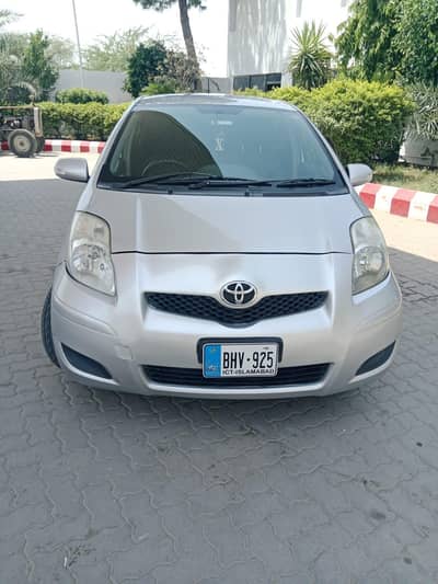 Toyota Vitz 2013