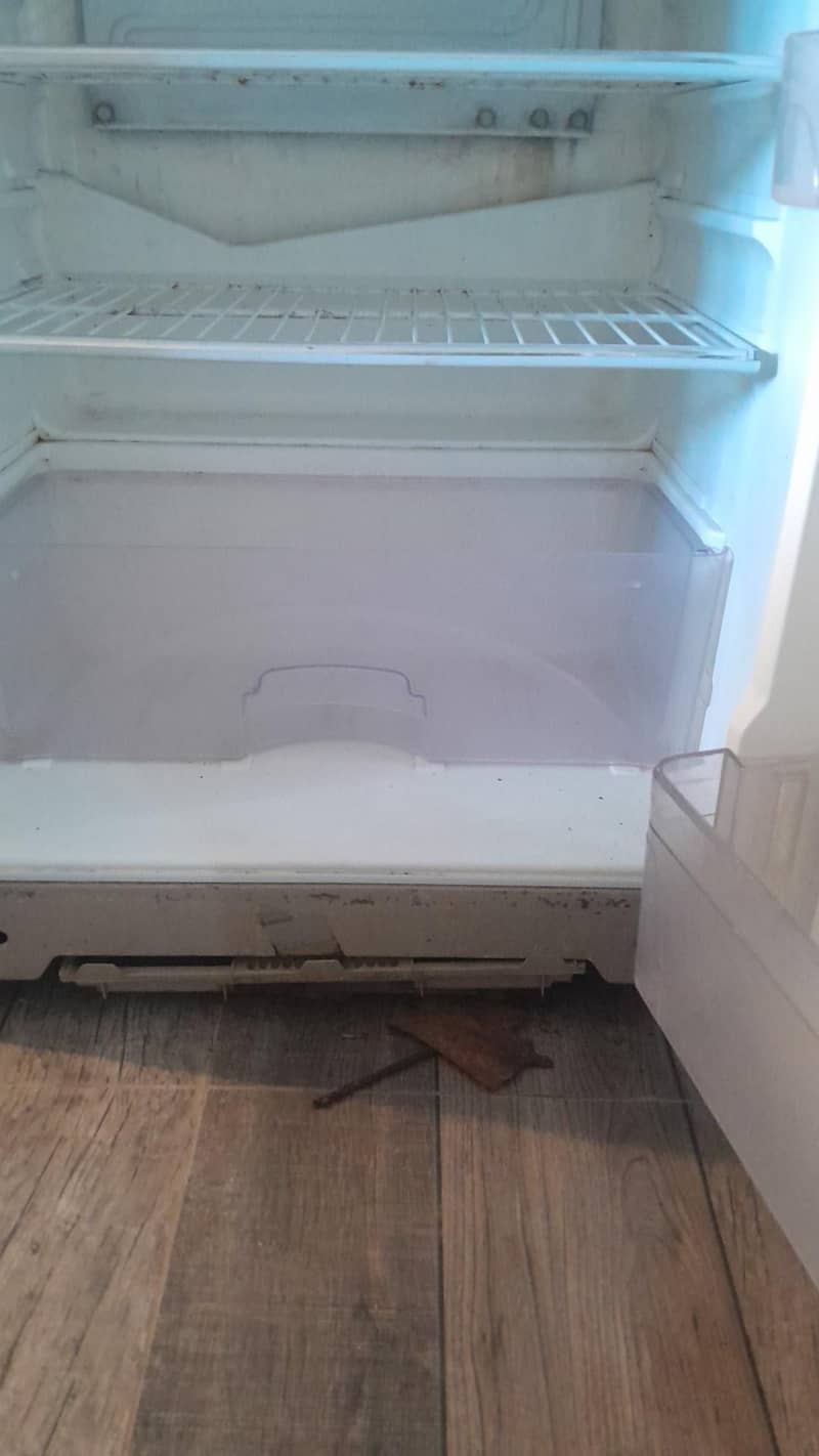 refrigerator 3