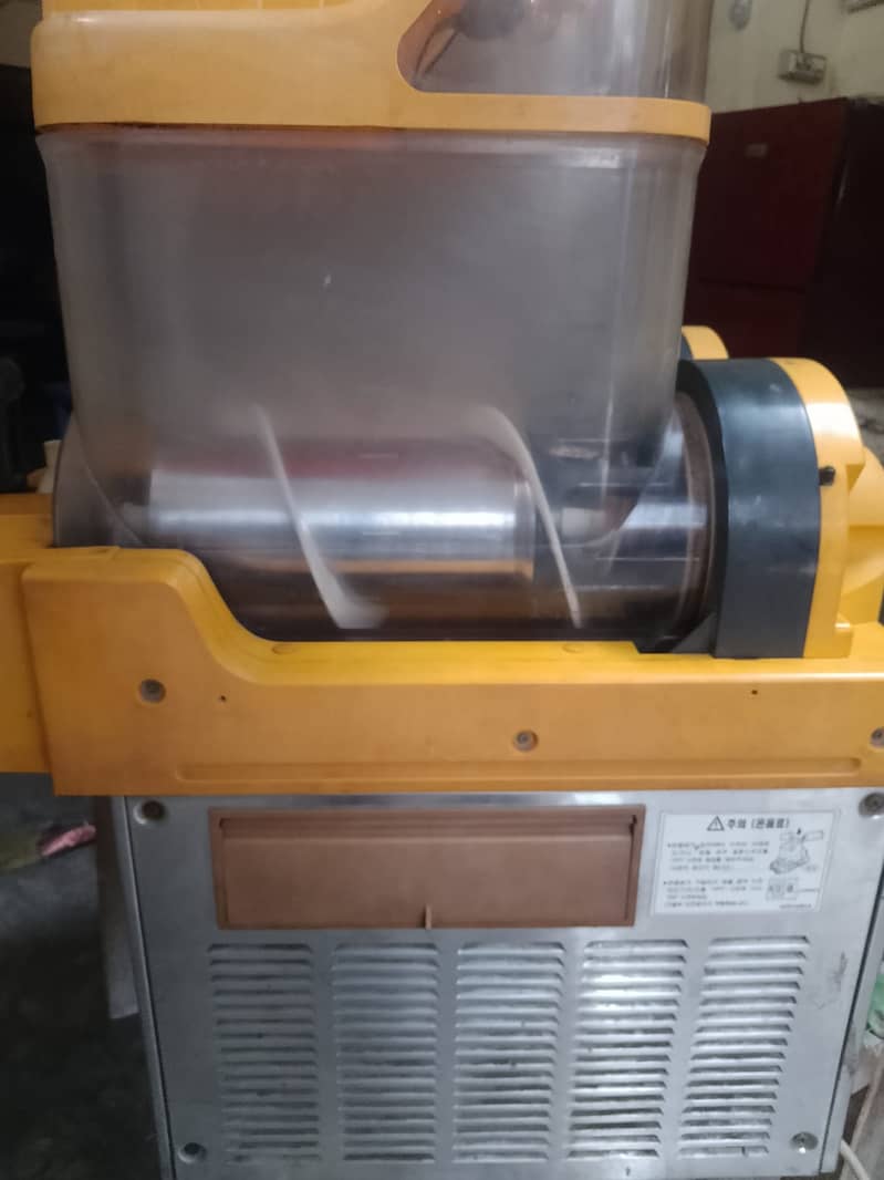 Slush machine 2