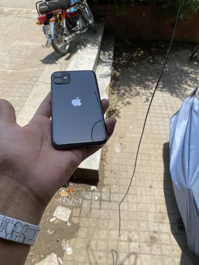 Apple iPhone 11