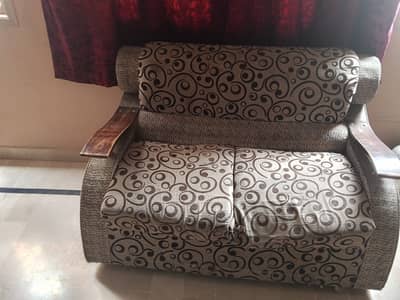 Seven-Seater Sofa Set for sale urgently