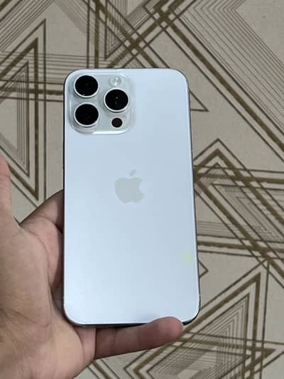 Apple iPhone 15 Pro Max