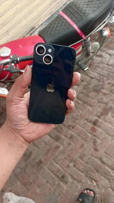 Apple iPhone 14