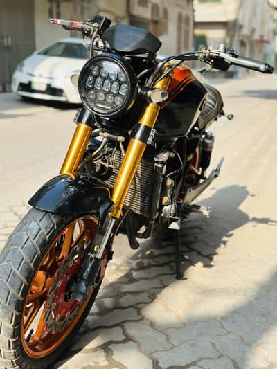 Suzuki 150 Modified