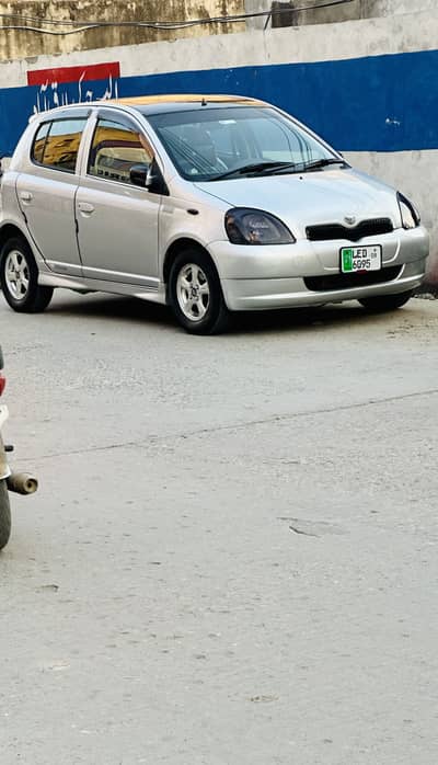 Toyota Vitz 2001