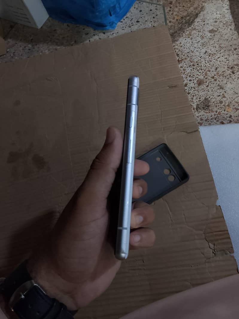 Google Pixel 7a 3