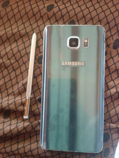 Galaxy note 5  10\10 condition
