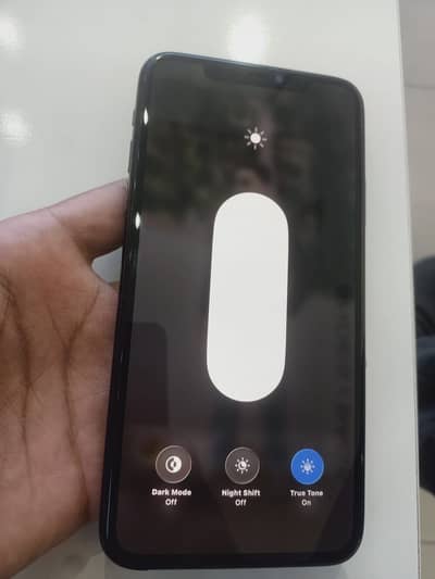 iphone 11 pro max dual approwe wth box
