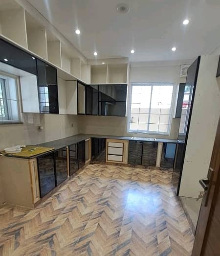 Corner 5