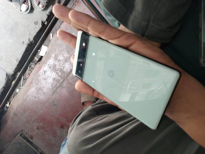 Google Pixel 6a 4