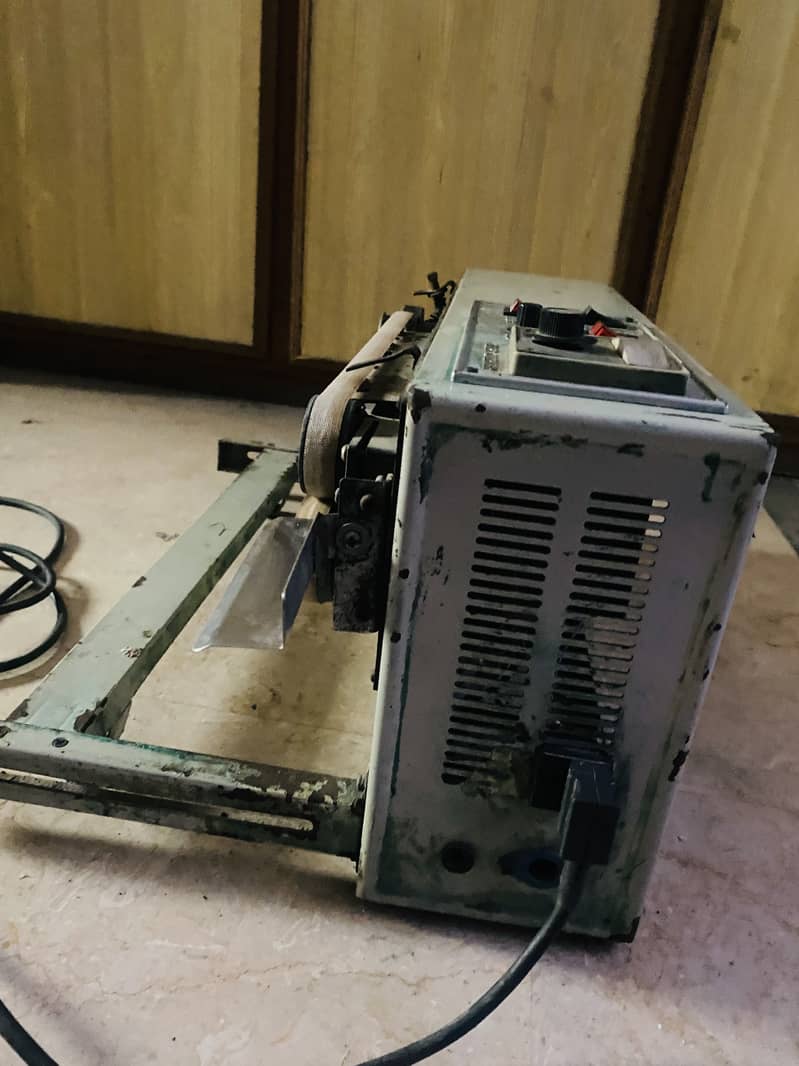 Sealing Machine 2