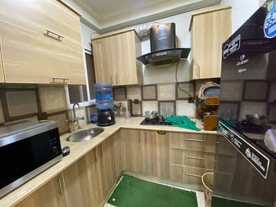 2 BED LUXURY FURNISHED APARTMENT AVAILABLE FOR RENT IN GULBERG GREEN ISLAMABAD