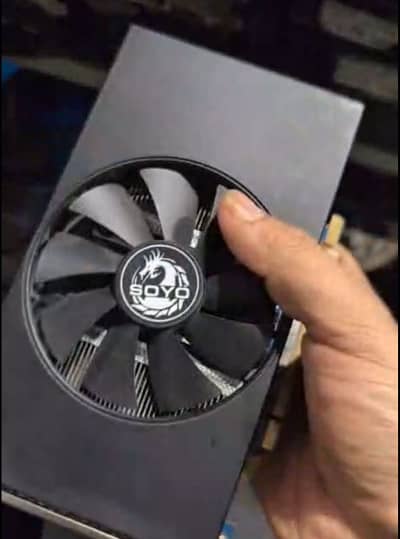 RX580  ( 8GB )