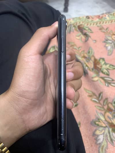 Apple iPhone XR