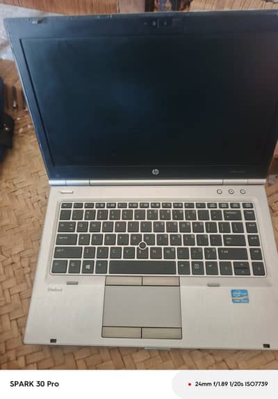 iss  laptop ki storage or ram ki BAAT kary to ya 8/128 iss ki storag h