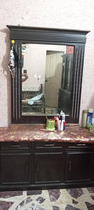 Dressing table for sale full wood