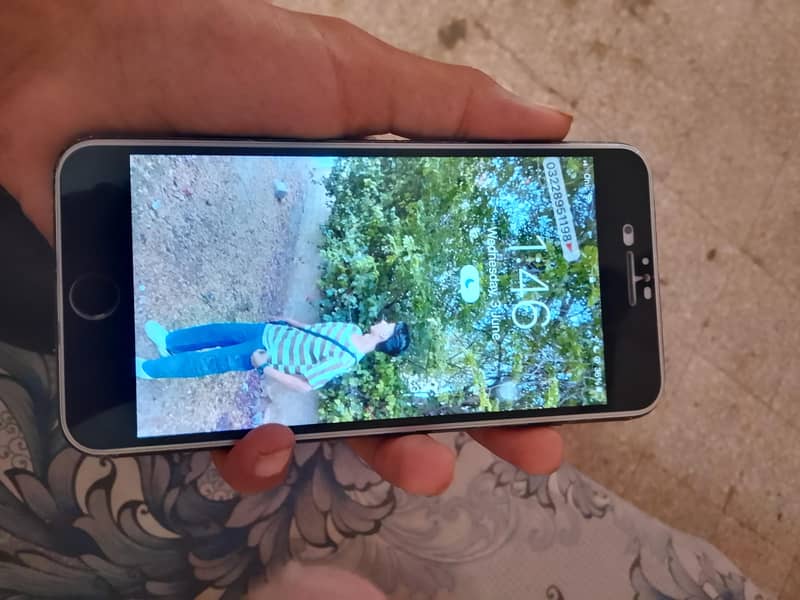 Apple iPhone 7 Plus 1