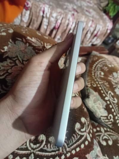 Vivo Y400