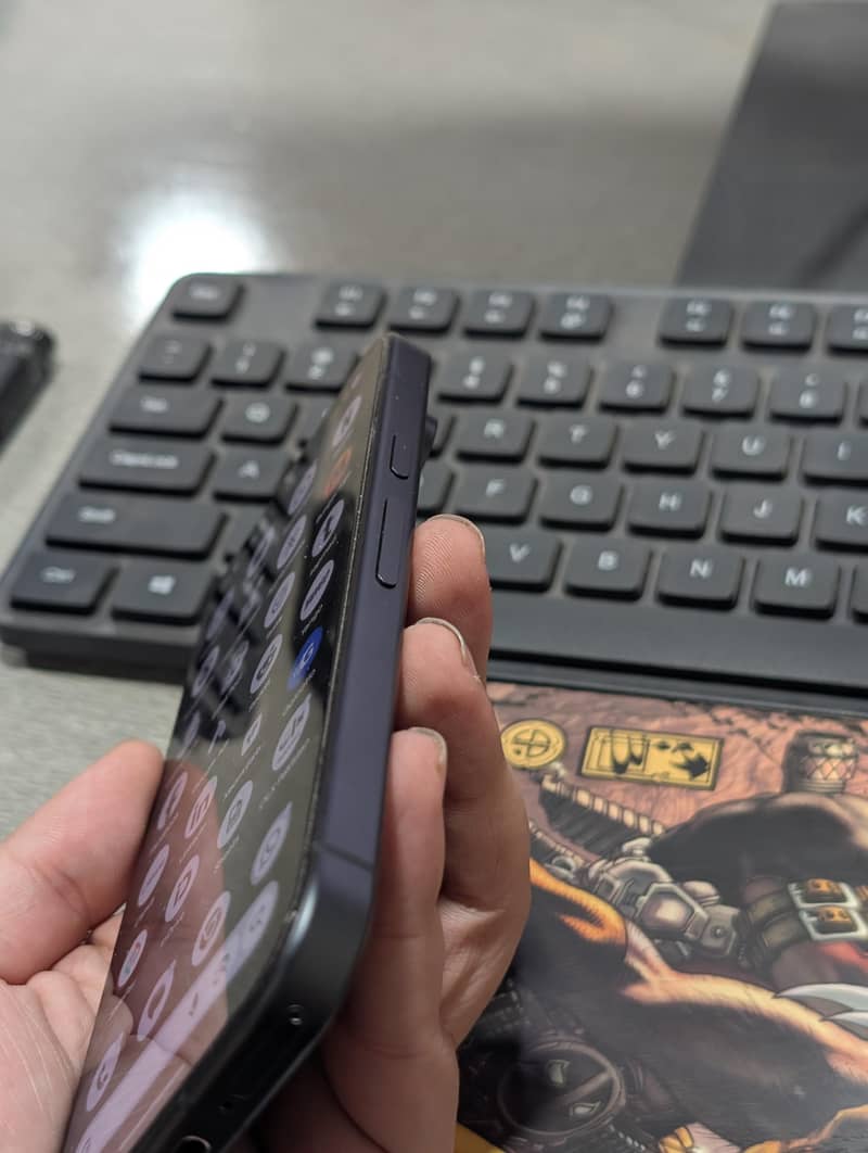 Google Pixel 9 4