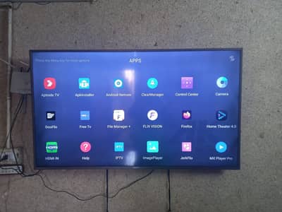 Lcd excellent condition