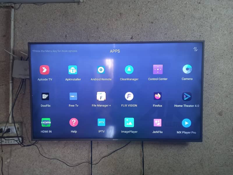 Lcd excellent condition 1