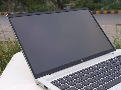 Hp Elitebook 640 g10 13th gen 16gb ram
