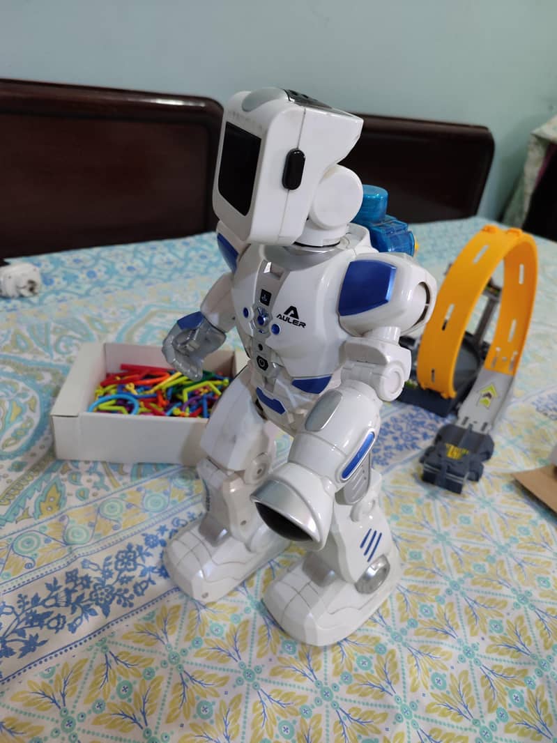 Robot 1