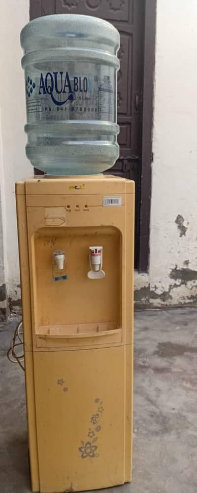 water Dispenser Modle stand
