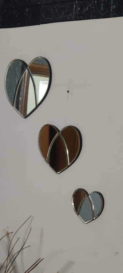 3 wall hanging mirrors