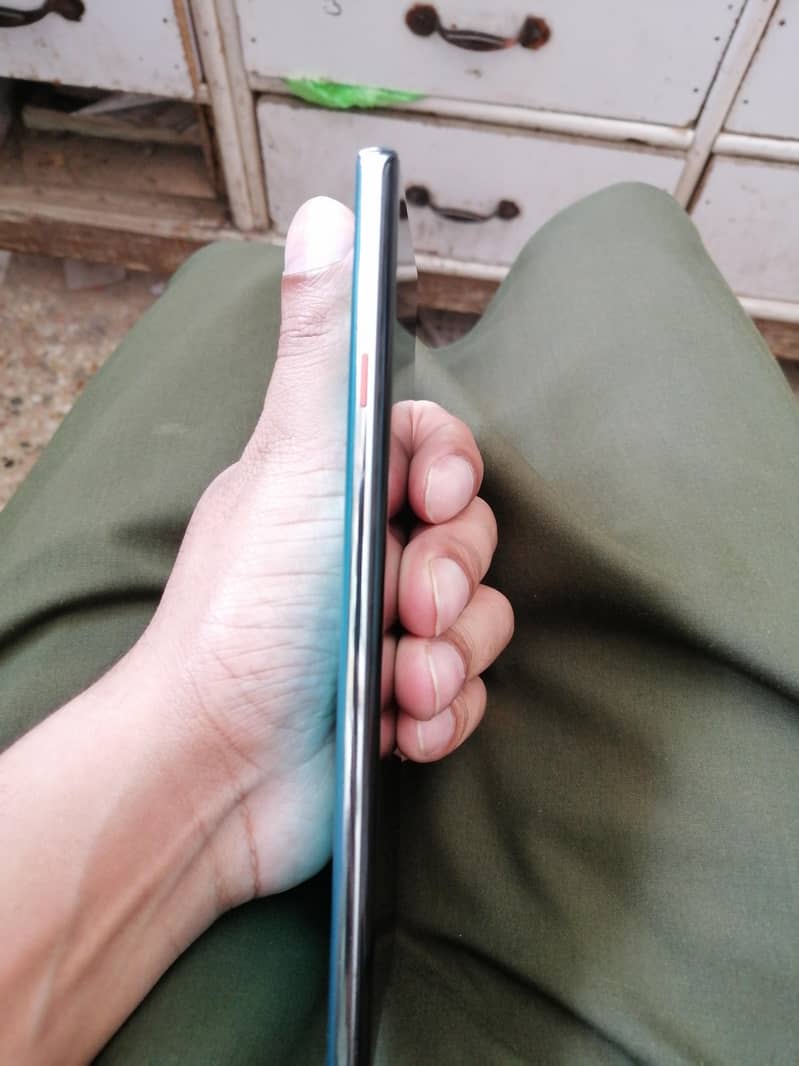 Tecno CAMON 40 Pro 3