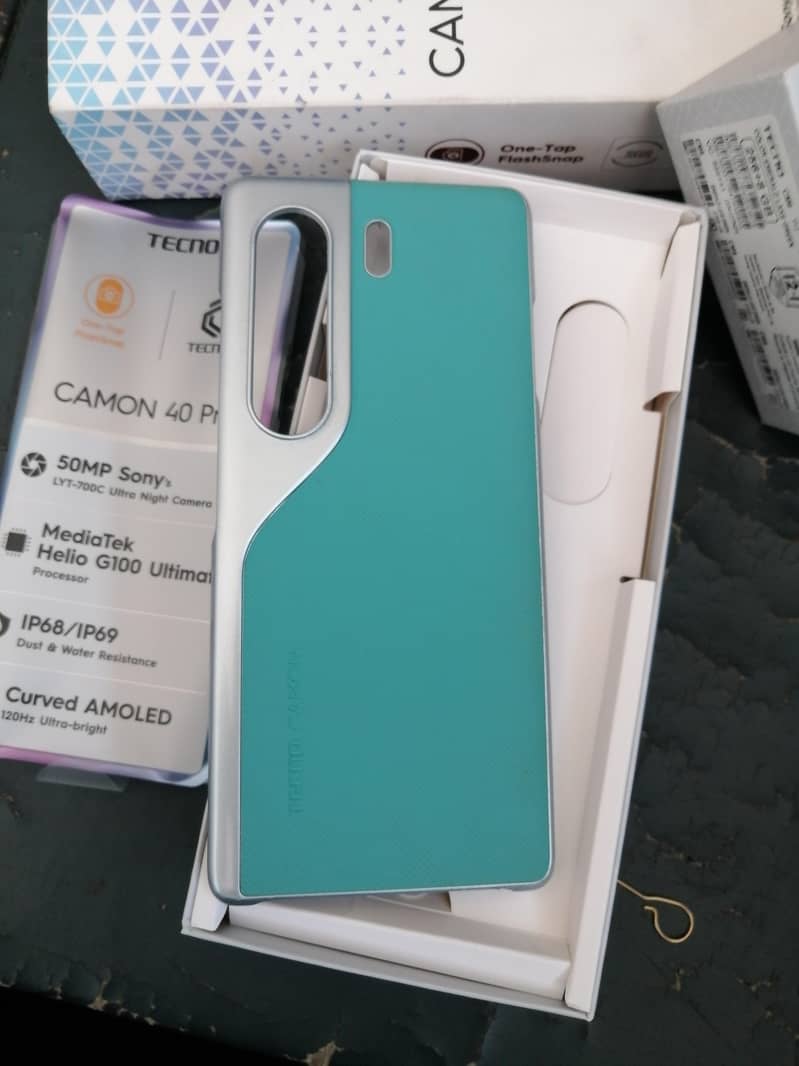Tecno CAMON 40 Pro 11