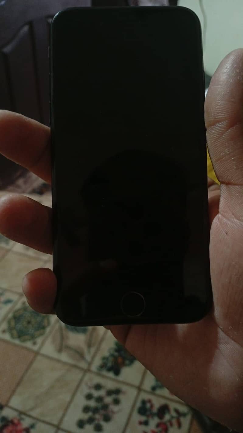 Apple iPhone SE 4